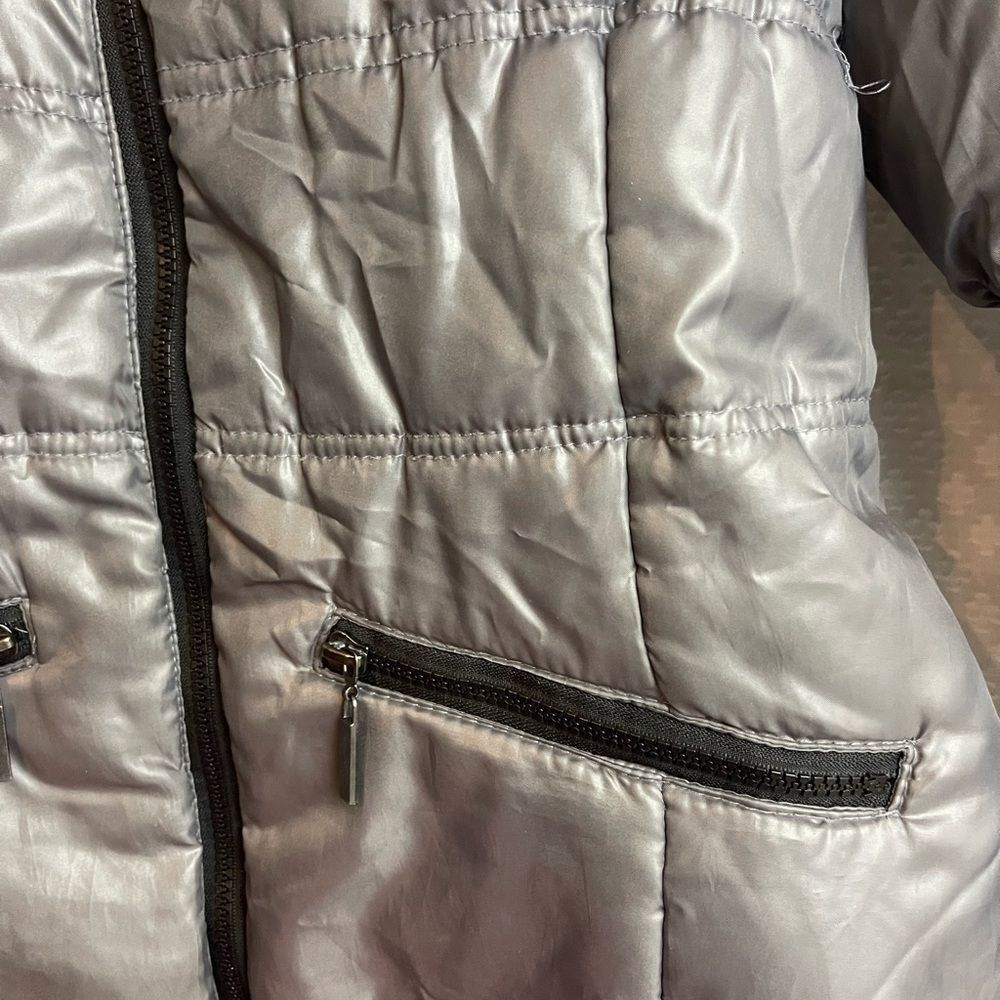 Boy Meets Girl Gray & Black Quilted Jacket - medium - Picture 5 of 8